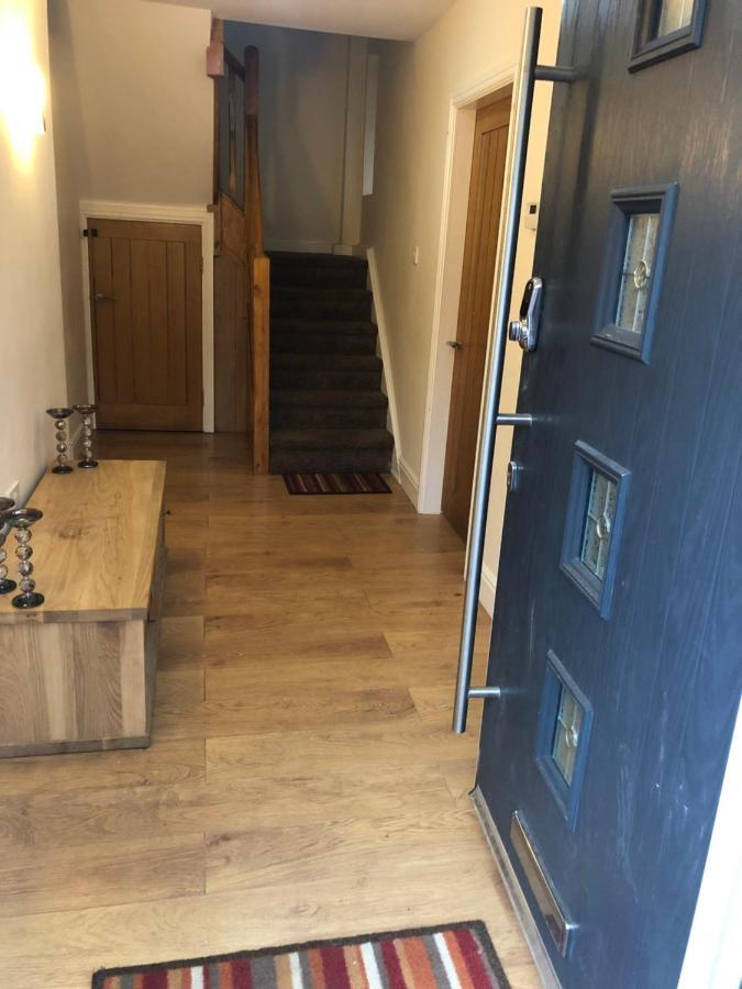 Big Room Rusholme With Tv And Private Bathroom-Parking&Wifi Manchester Kültér fotó