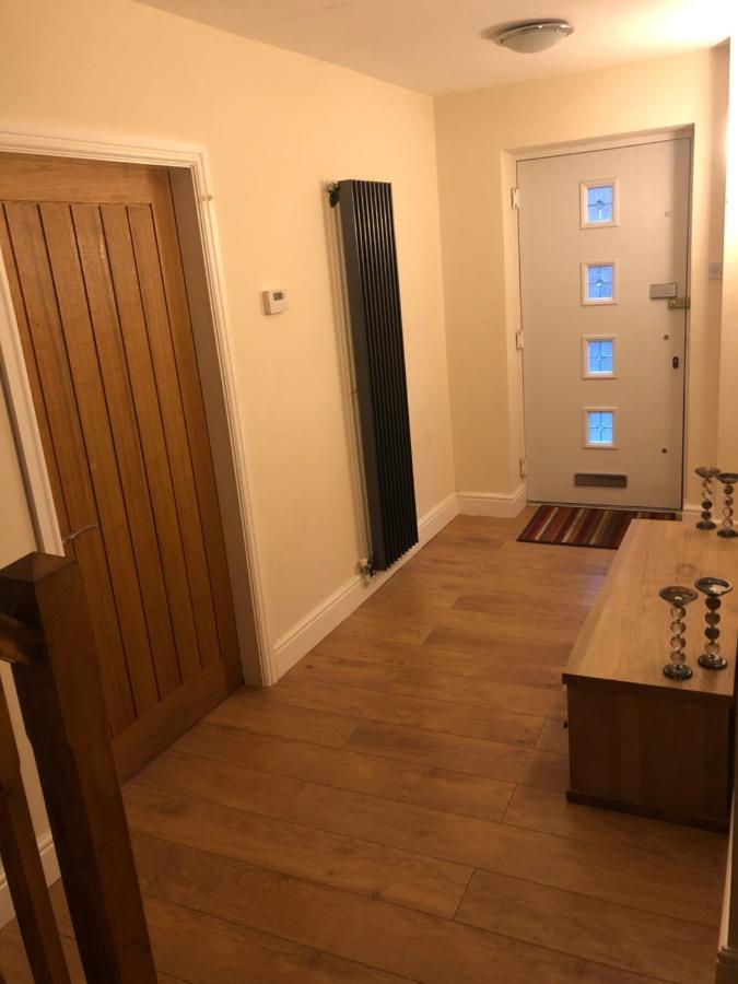 Big Room Rusholme With Tv And Private Bathroom-Parking&Wifi Manchester Kültér fotó