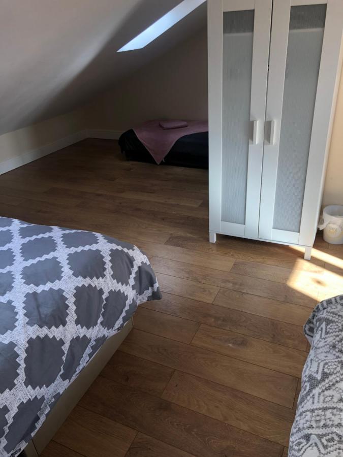 Big Room Rusholme With Tv And Private Bathroom-Parking&Wifi Manchester Kültér fotó